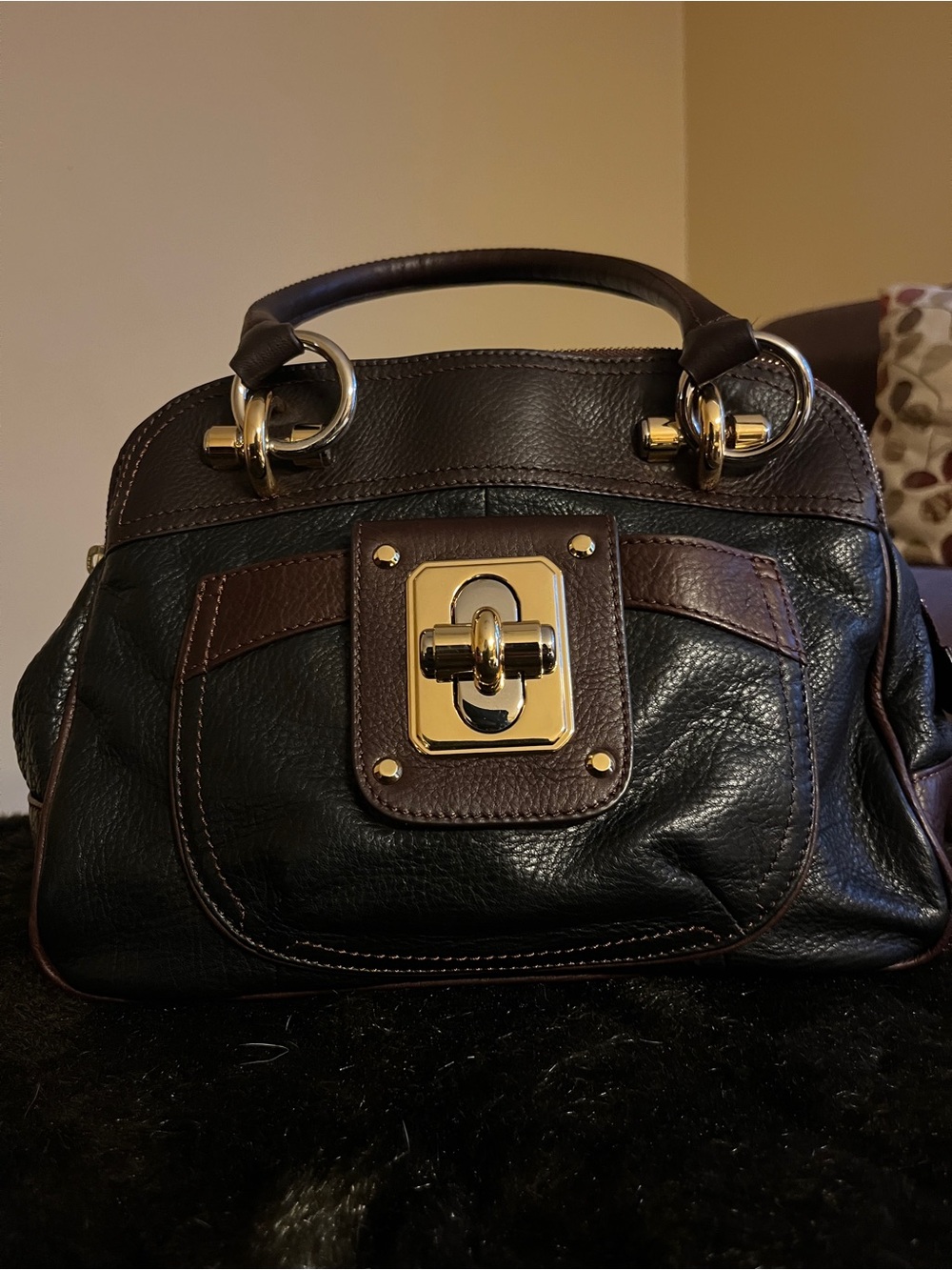 B makowsky Black Pebbled Leather Satchel with Gold Hardware - Picture 4 of 6